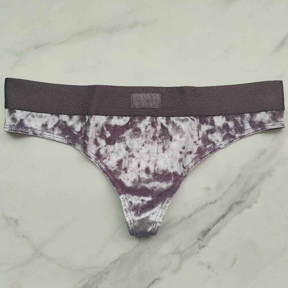 NWT PINK VICTORIA'S SECRET VELVET THONG PANTY IN MAUVE QUARTZ SIZE SMALL